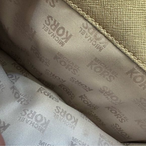 Michael Kors Gold Chain Strap Leather  Crossbody Bag - Picture 9 of 9